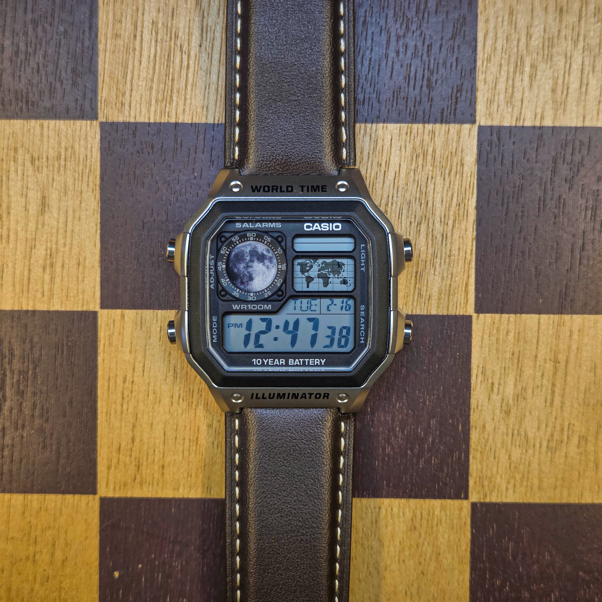 "Moon Heritage" Casio AE-1200WH