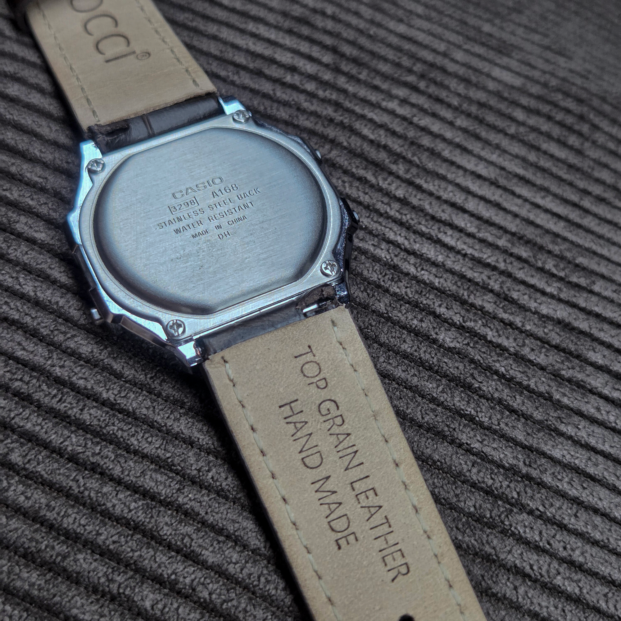 "Speciale Giallo" Casio A168WA-8AY