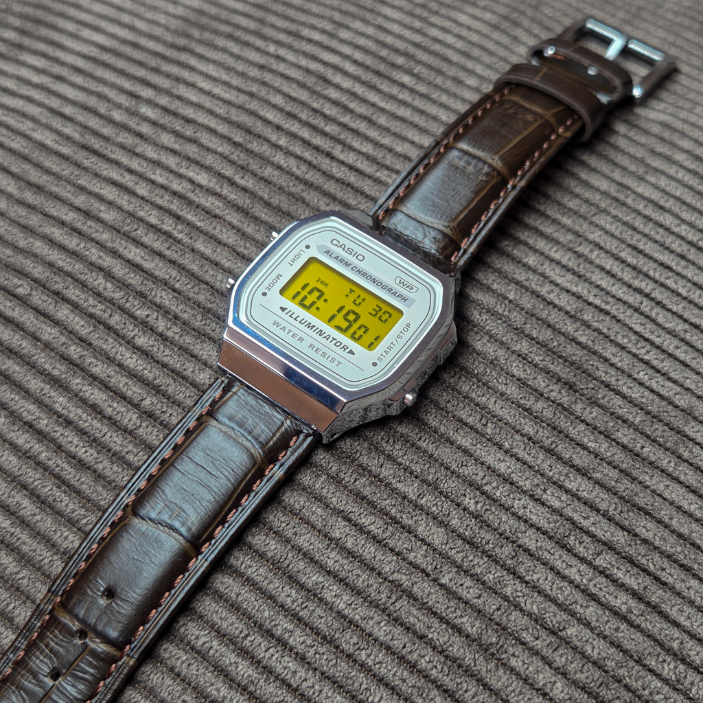 "Speciale Giallo" Casio A168WA-8AY